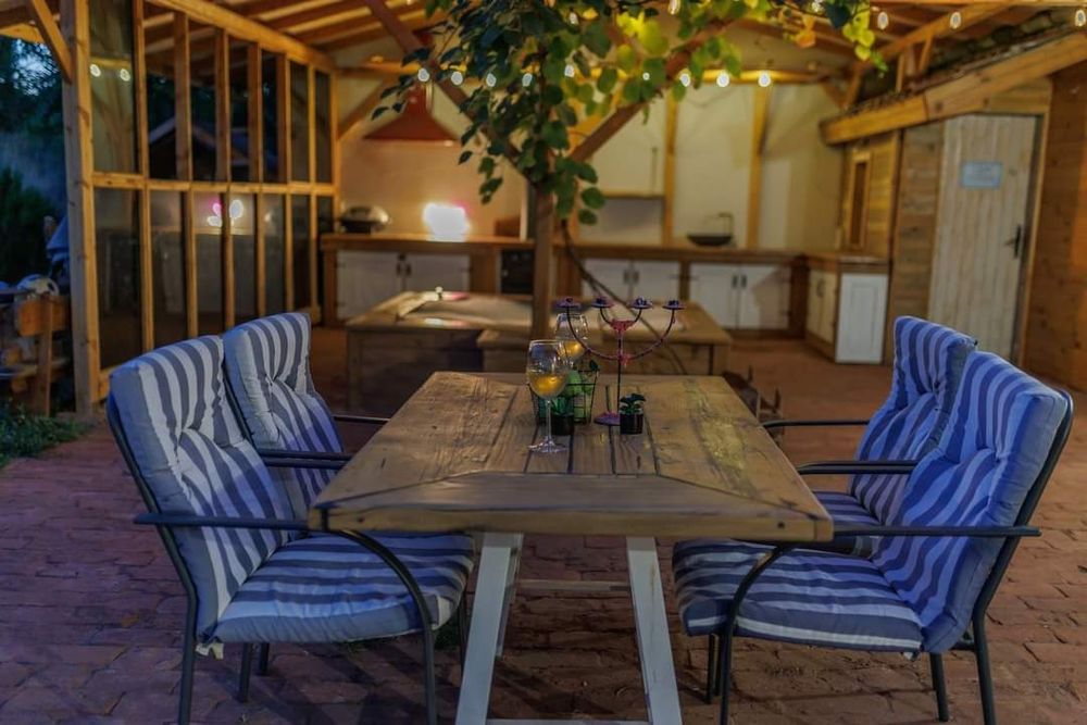 Къща за гости " Къща на дърво "