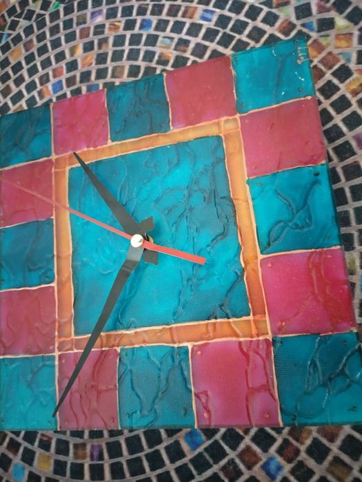 Кварцов стъклен стенен часовник от Норвегия