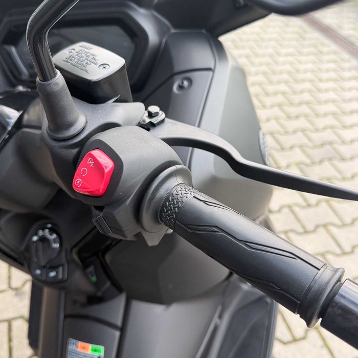 Scuter Yamaha XMAX 300 ABS | Y01632 | motomus.ro