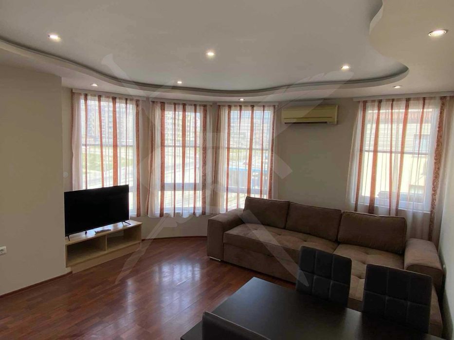 Дава се под наем Двустаен апартамент в Варна, Лятно кино Тракия - 60 кв.м за 600 € - Снимка #2