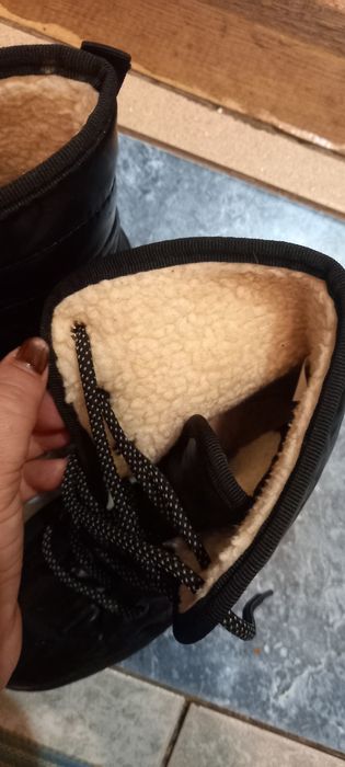 Обувь зимняя черные