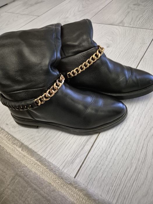 Женские сапоги кожа