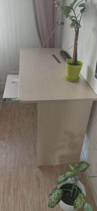 Стол офисный, компьютерный