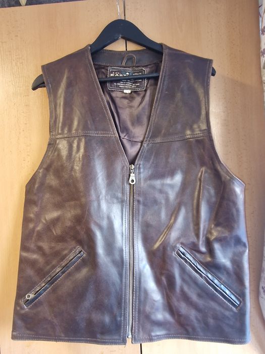 Елек от естествена телешка кожа Eastwood Dept