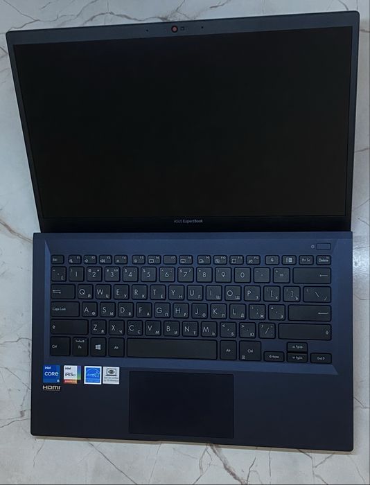 Ноутбук Asus ExpertBook B1