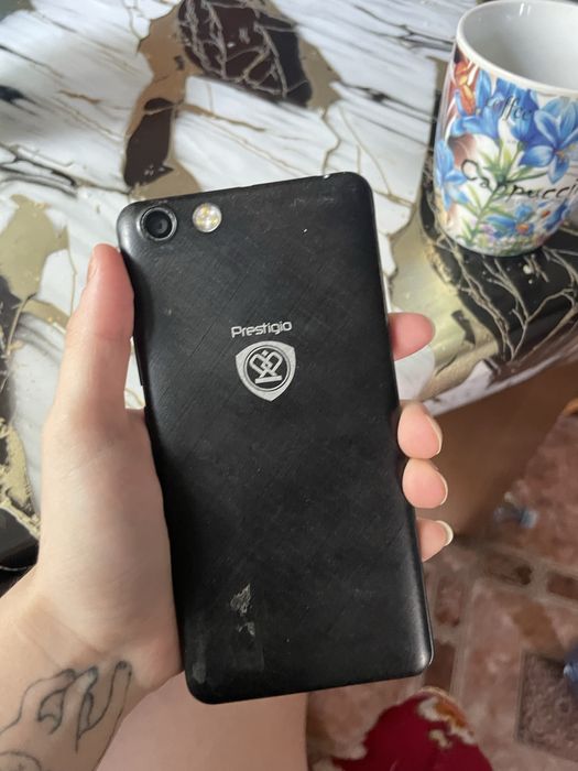 Продам телефон рабочий