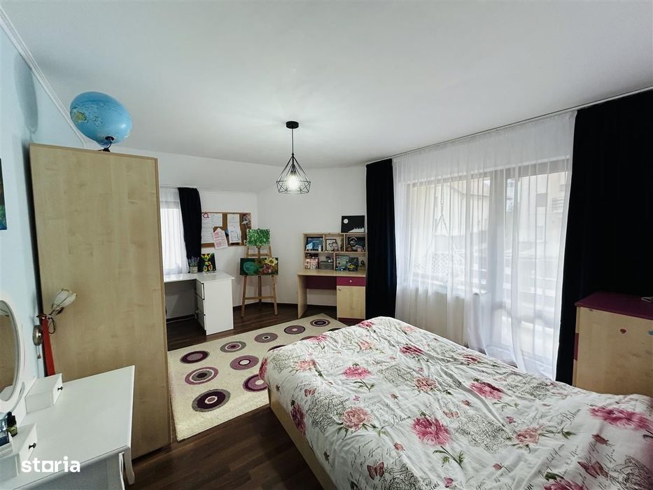 Casa individuala, 5 camere, pivnita, pod, teren 513 mp, zona linistita