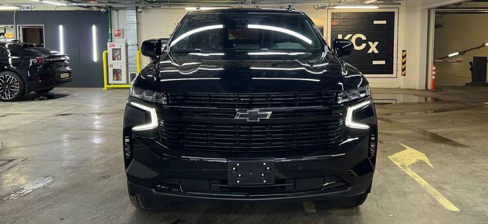 Радиатор Облицовка решётка на Chevrolet Tahoe 2021-