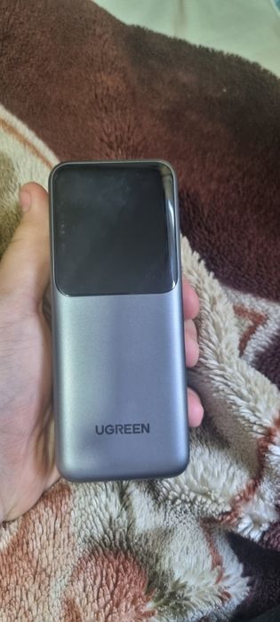 Повер банк 20000mah с зарядко до 100ват