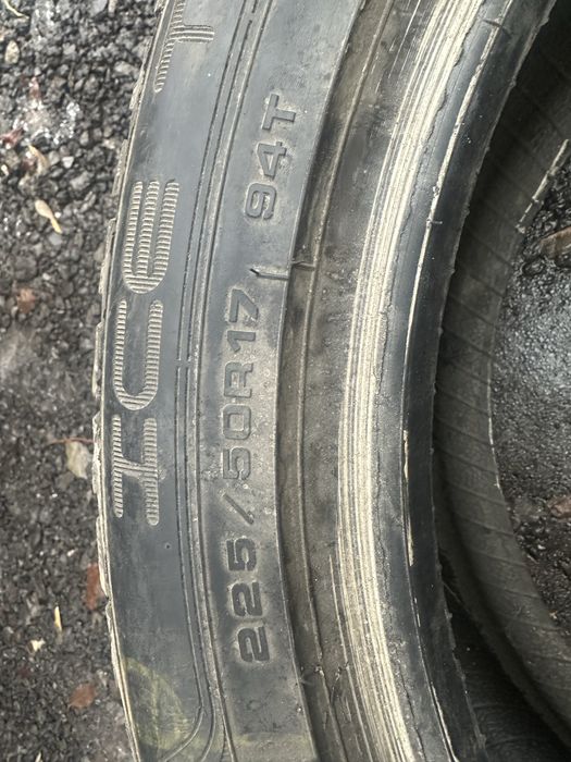 Продам шины 225/50/17