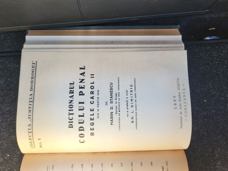 Cărți juridice rare