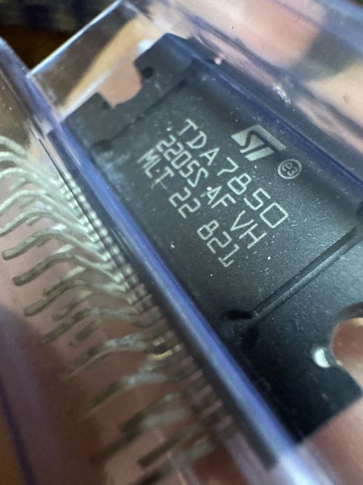 микросхема TDA7850
