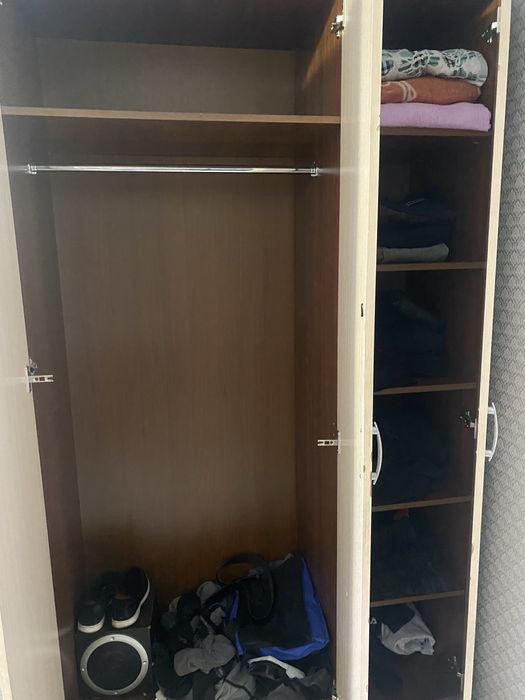 Продается шкаф.