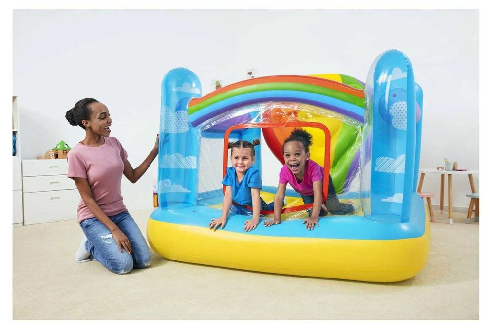 Батут надувной Bestway-175x173x137 см. Радуга Доставка бесплатно