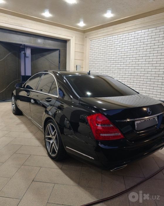 Mercedes-Benz 221 S350