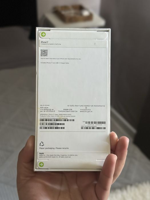 Iphone 17 зеленый 256