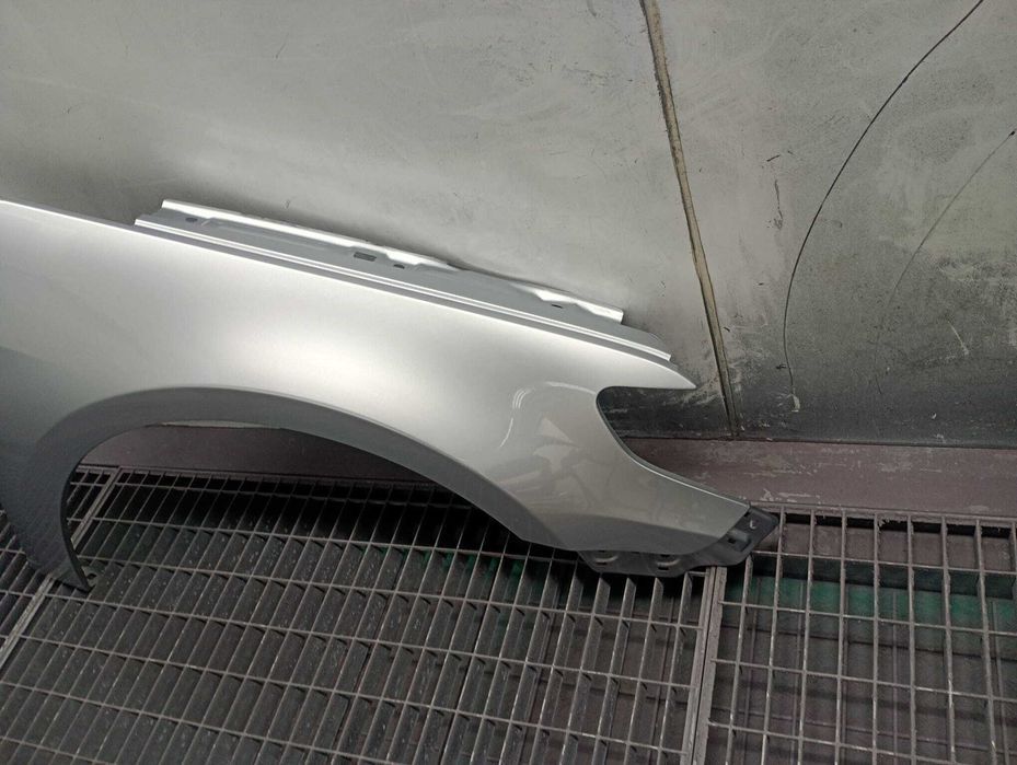 Aripa Fata Dreapta VW Passat CC 2008-2012 (LA7W (Gri Deschis))