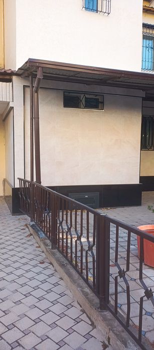 Продаётся квартира 1 этаж 2/3 комнат 88кв