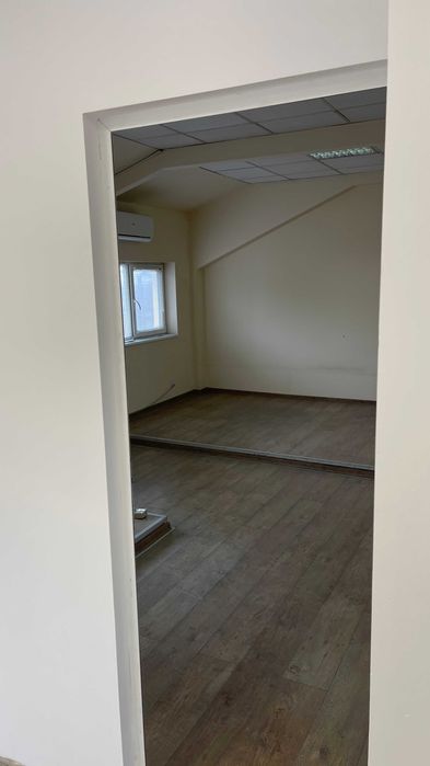 Дава се под наем Офис в Варна, Северна промишлена зона - 120 кв.м за 498.27 € - Снимка #2