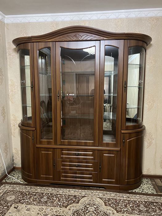 Спальный набор мебели от Keng Makon