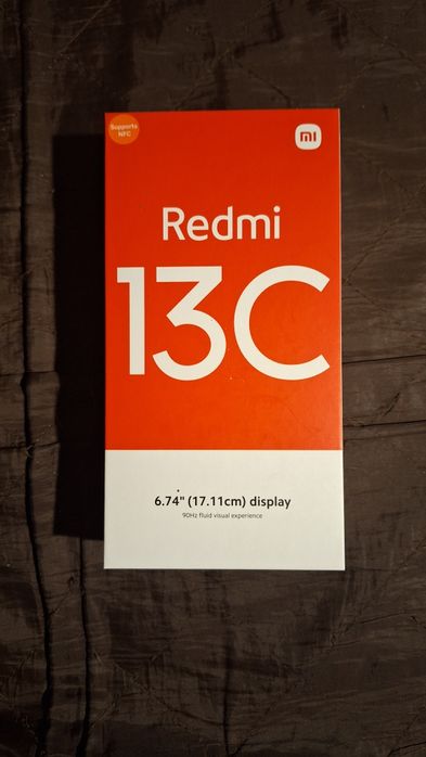 Смартфон Redmi 13C + подарък безжични  слушалки