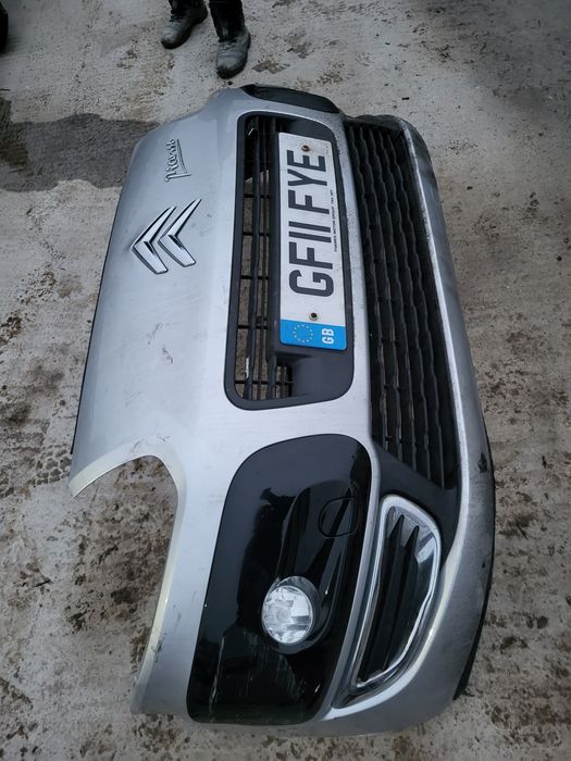 Bara fata citroen c3 picaso an 2012