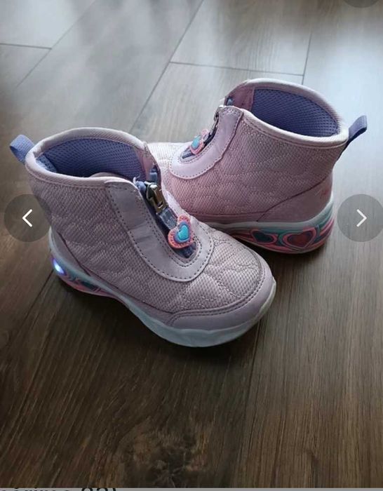 Cizme de iarna cu led-uri, Skechers (marime 23)