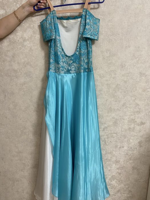 Продам бальное платье