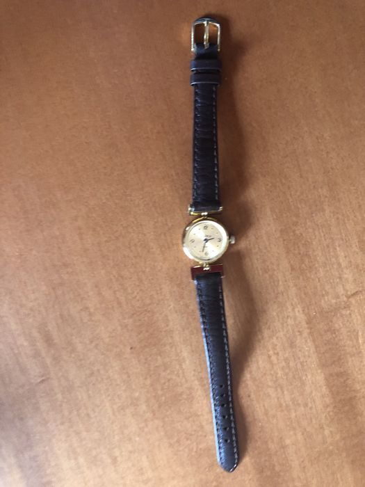 Ceasuri de Dama cu baterii