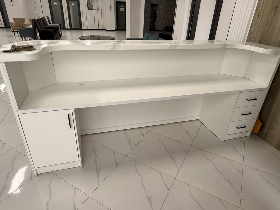 Продается ресепшн