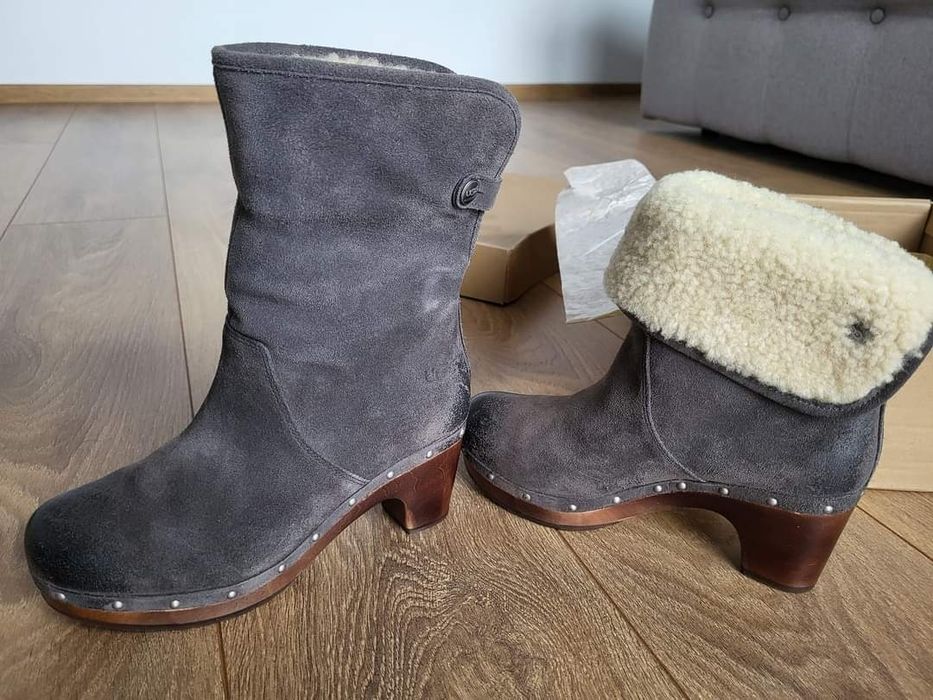 Ghetute UGG piele, imblanite, marimea 36 - NOI