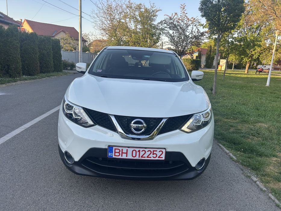 Nissan qashqai 1.6 dci 130 cp, 4x4, full led,an fabr 2014,euro5