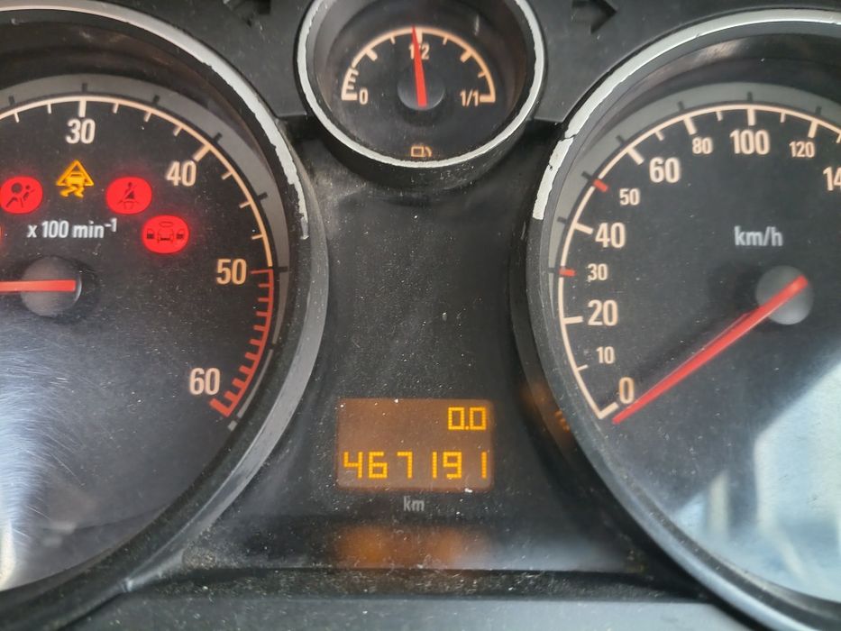 Opel zafira b 2006