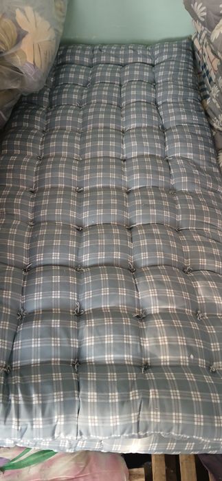 Matraslar va korpa yastiqlar