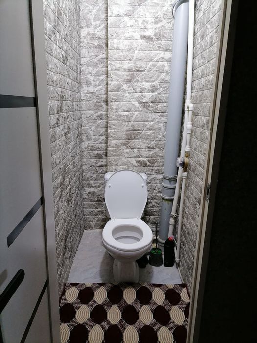 Uy sotiladi ohangaron viloyati eyvalak qorğoni 12-dom