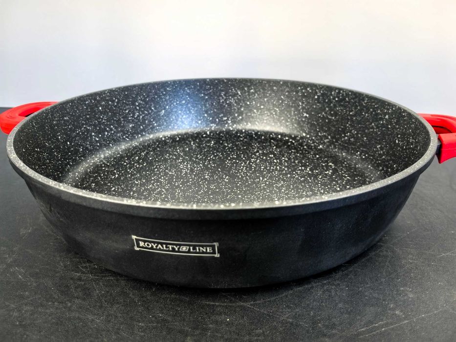 Cratita joasa 34 cm marmora cu capac 269 lei