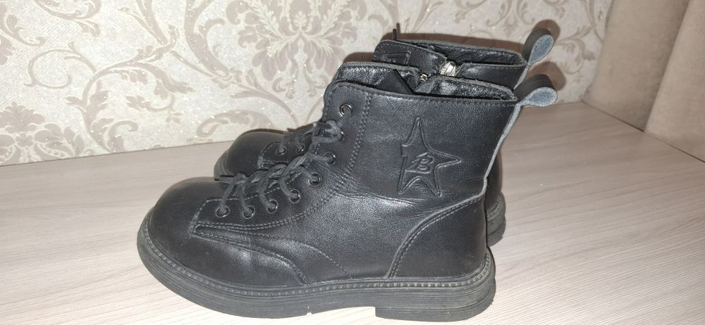 Ботинки демисезонные на девочку р.36