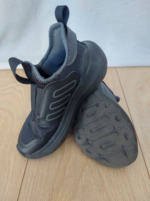 Черни маратонки Adidas #30