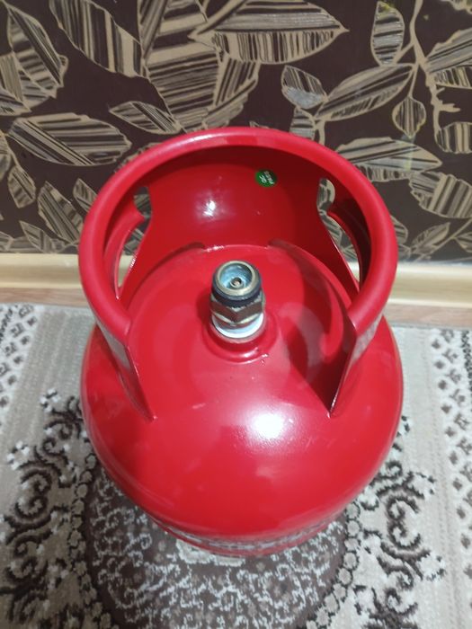 Продам  газбаллон небольшой 12 л