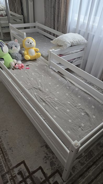 Продам кровать каждое по 25000т