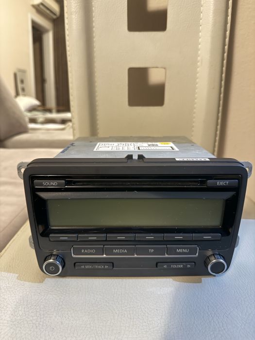 Орогинален CD плейър за Volkswagen Golf 6 Tiguan Jetta