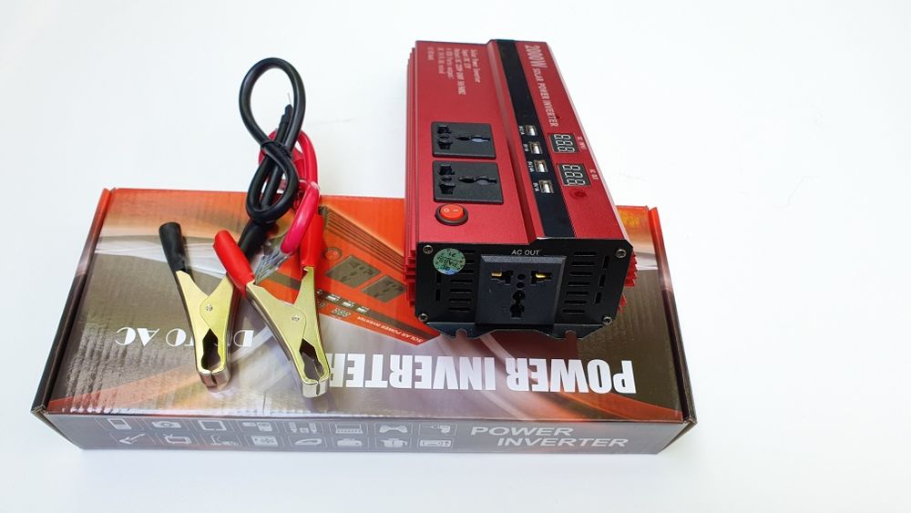 Invertor 2000w 12v sau 24v  220v vârf 4000w afisaje 3 prize 220v usb