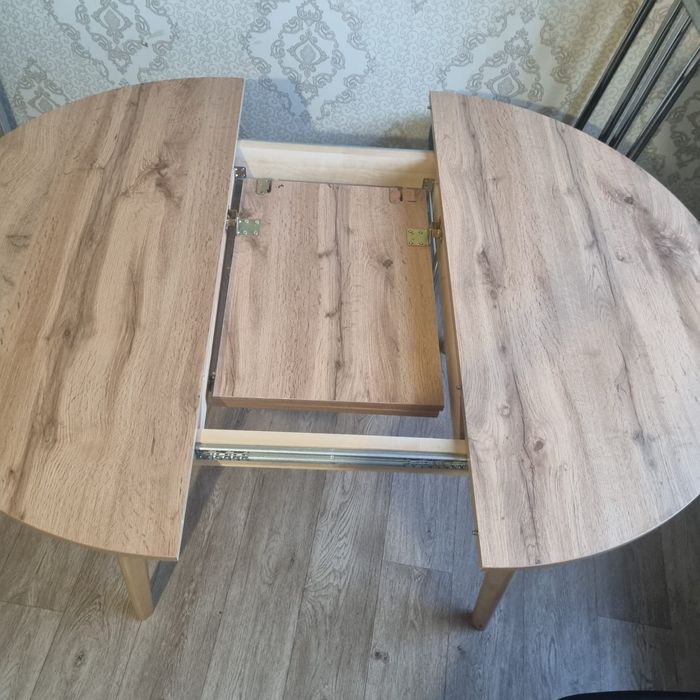 Продаю новый стол