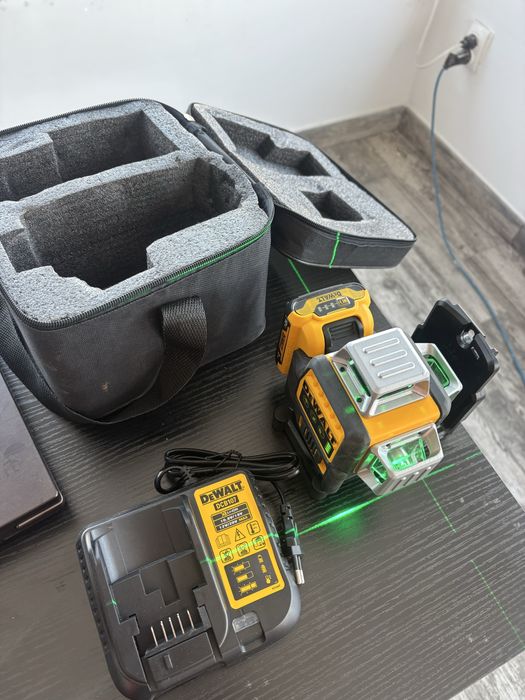 Laser dewald cu 3 linii verzi