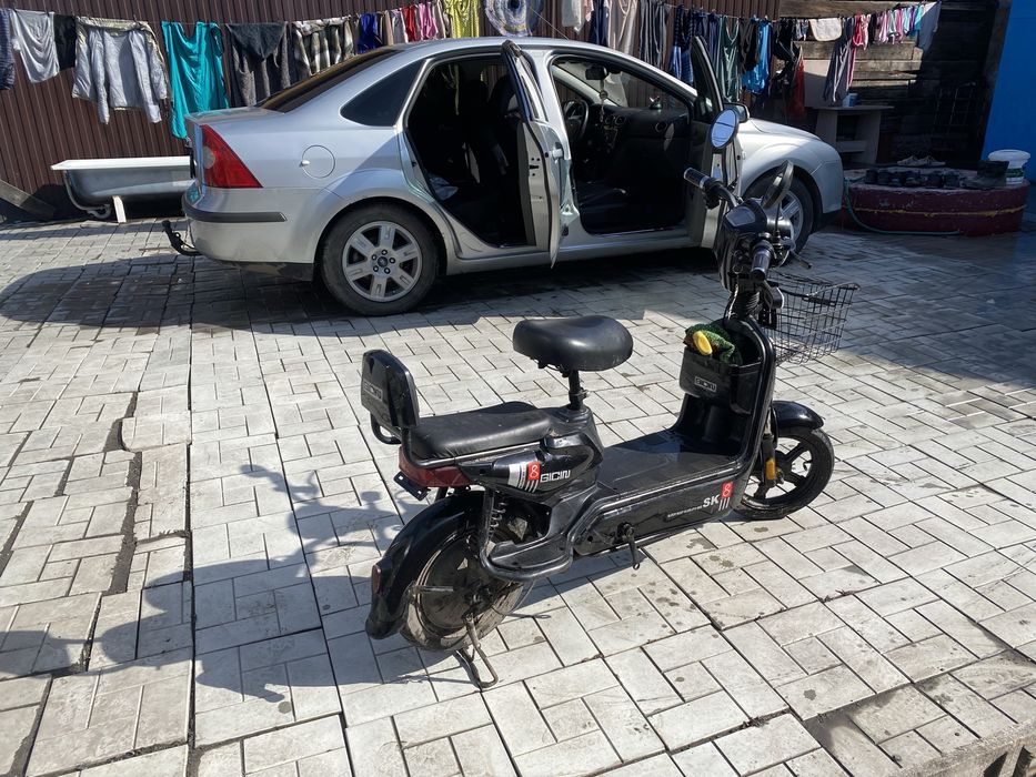 Продоется электровелосипед SK8