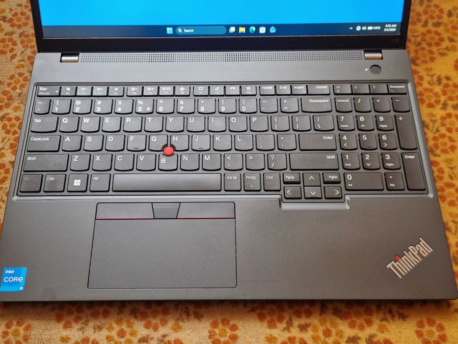 vand laptop Lenovo L15 gen4 si incarcator 1500 lei