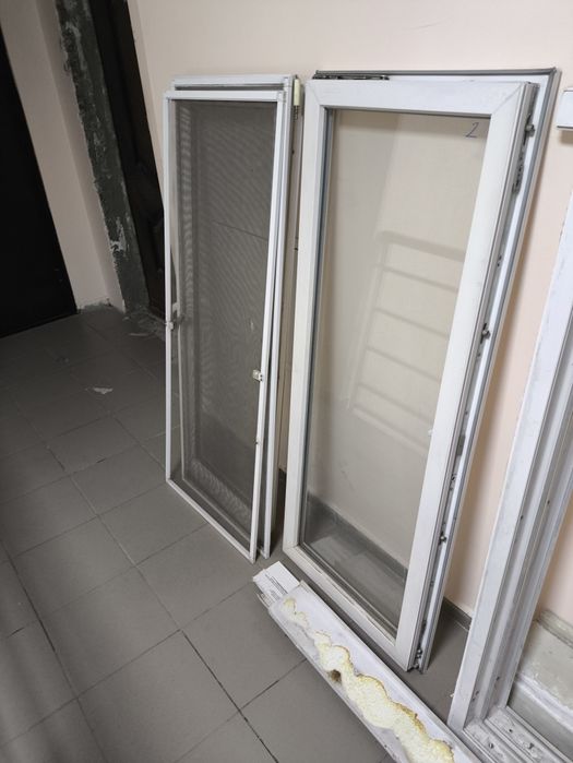 Продам окна б/у 60000