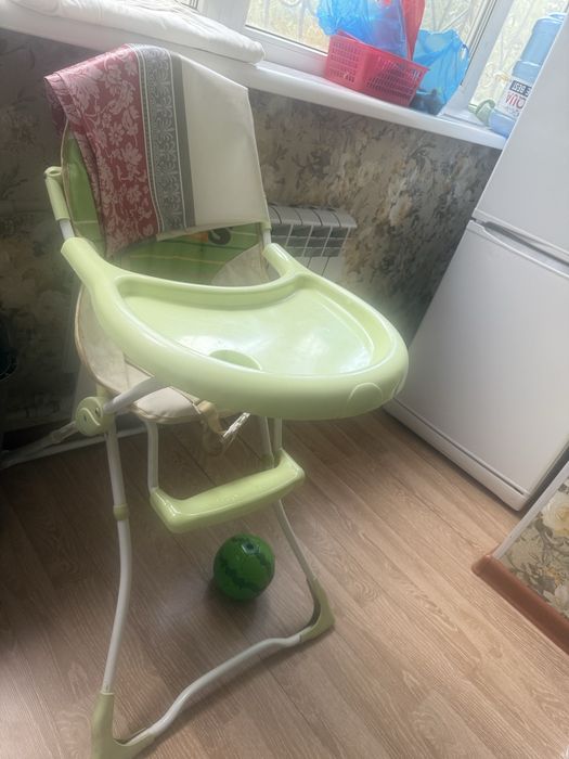 Детский столик сатылады