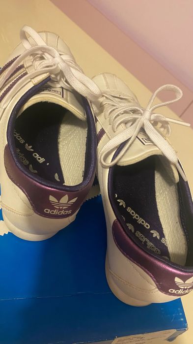 Оригинални и чисто нови маратонки Адидас