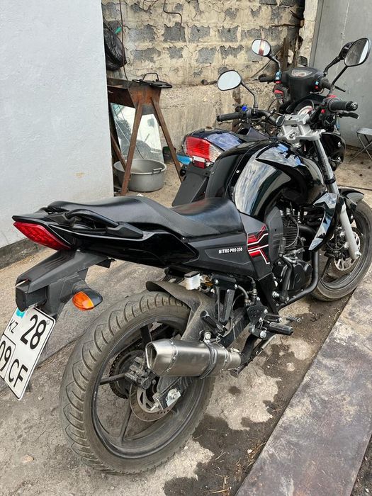 Мотоцикл racer nitro